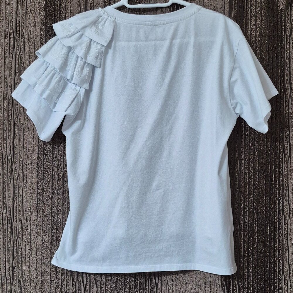 GIL SANTUCCI Asymmetrical Ruffle Trim Top T-Shirt - Picture 5 of 5